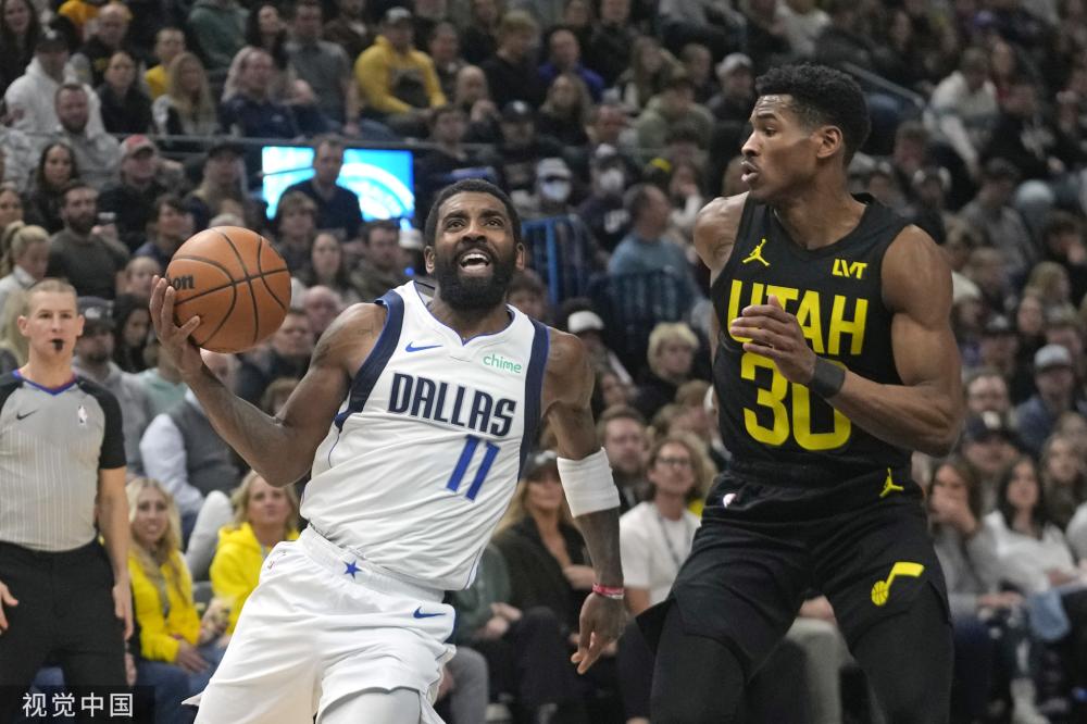 他是同龄人 他是同龄人