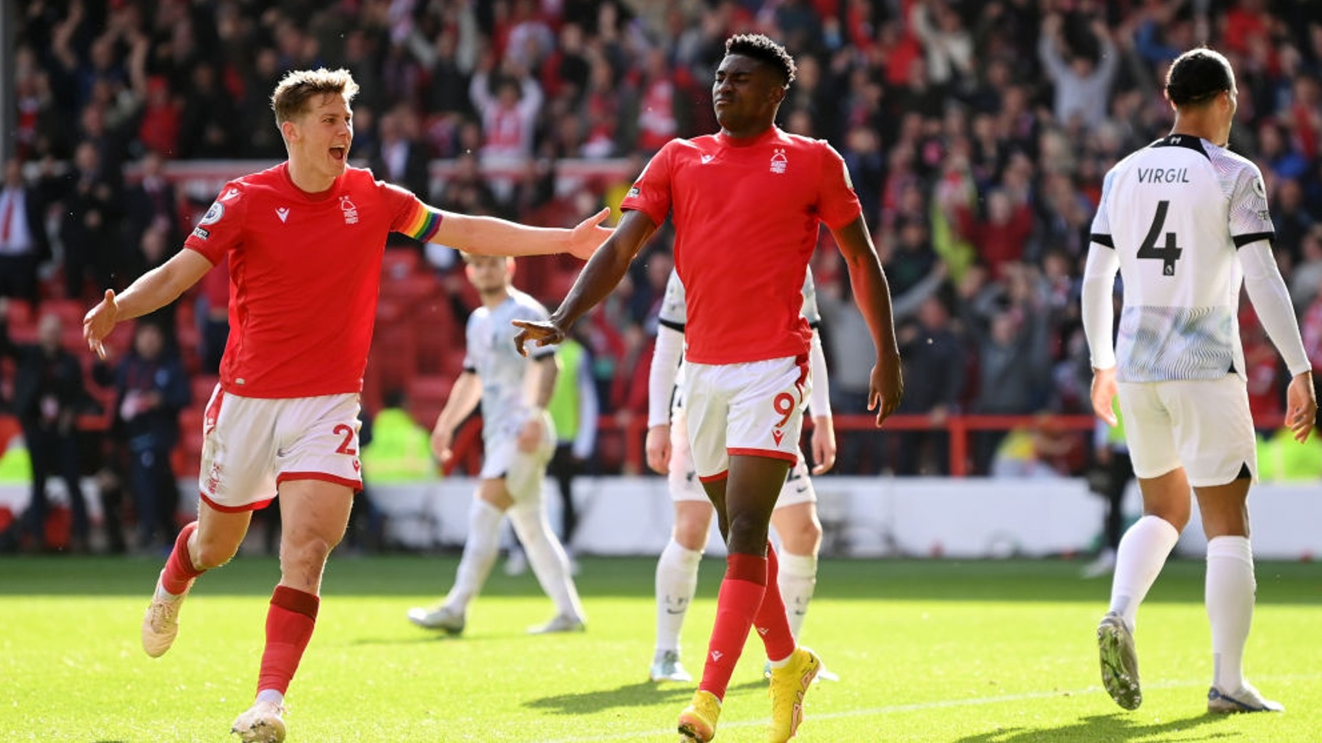 进人文交流 进人文交流